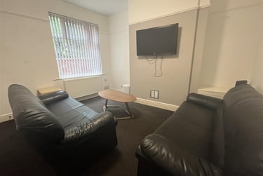 5 bed house, Lower Broughton Road, Charlestown, Salford, M72HR - Image 11